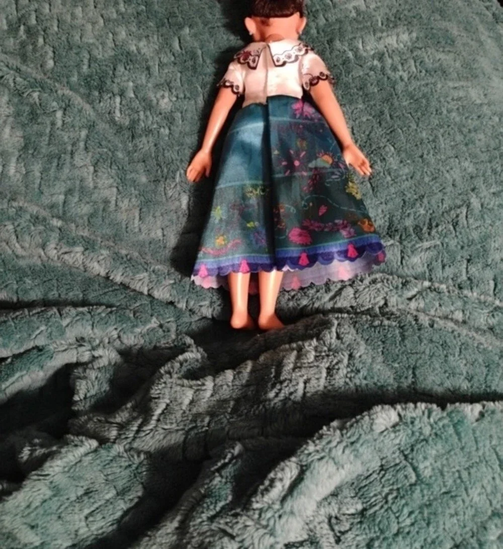 Disney Encanto Mirabel Fashion Doll